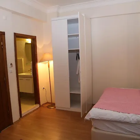 Yahsi Hotel 2*
